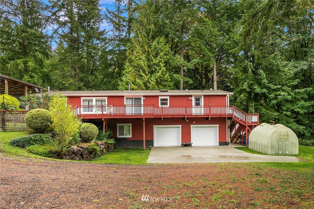 Property Photo:  18827 Mountain View Road NE  WA 98019 