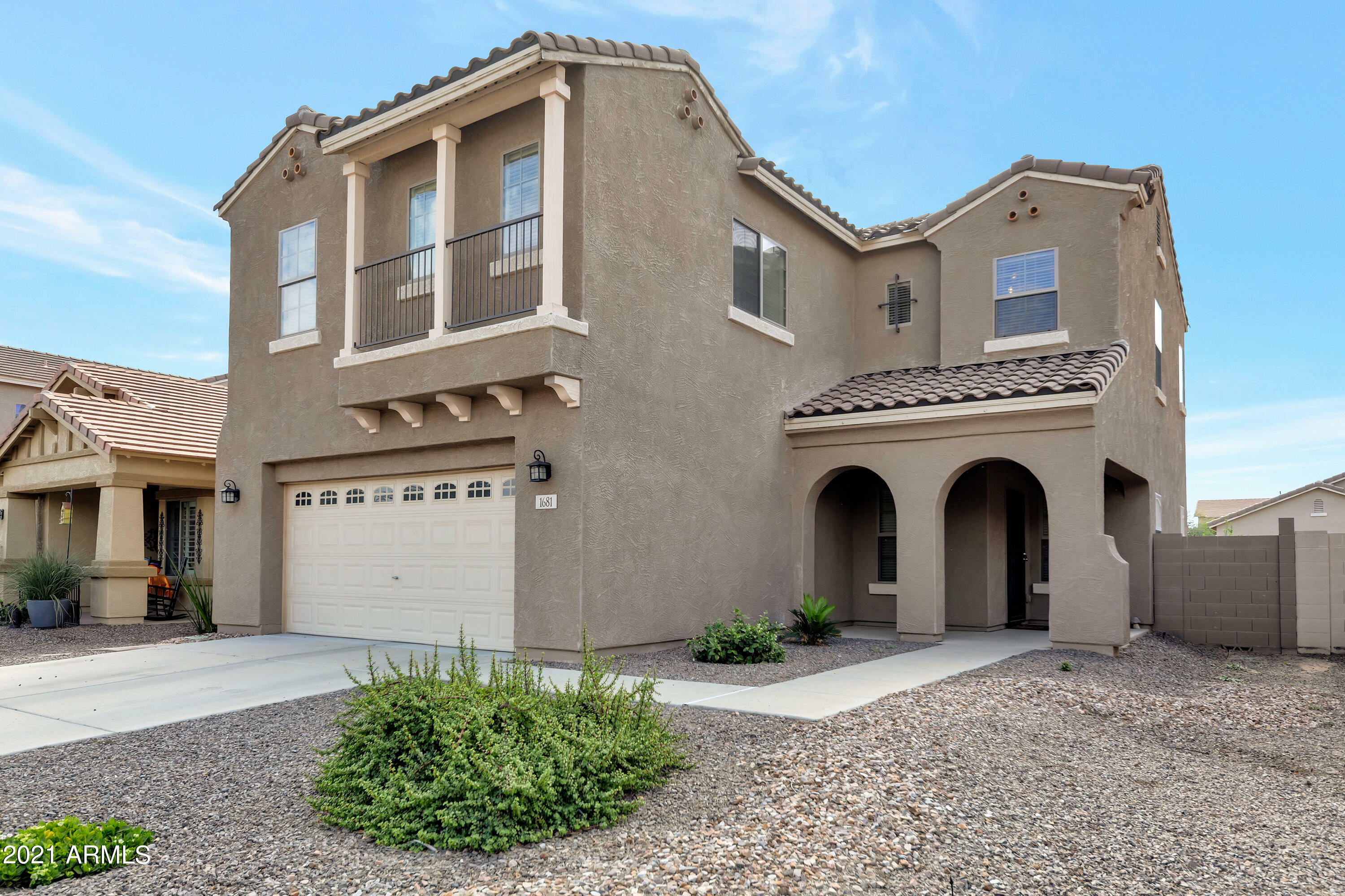 Property Photo:  1681 W Corriente Drive  AZ 85144 