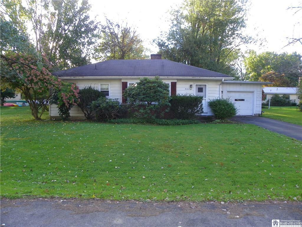 Property Photo:  28 Harlem Avenue  NY 14750 