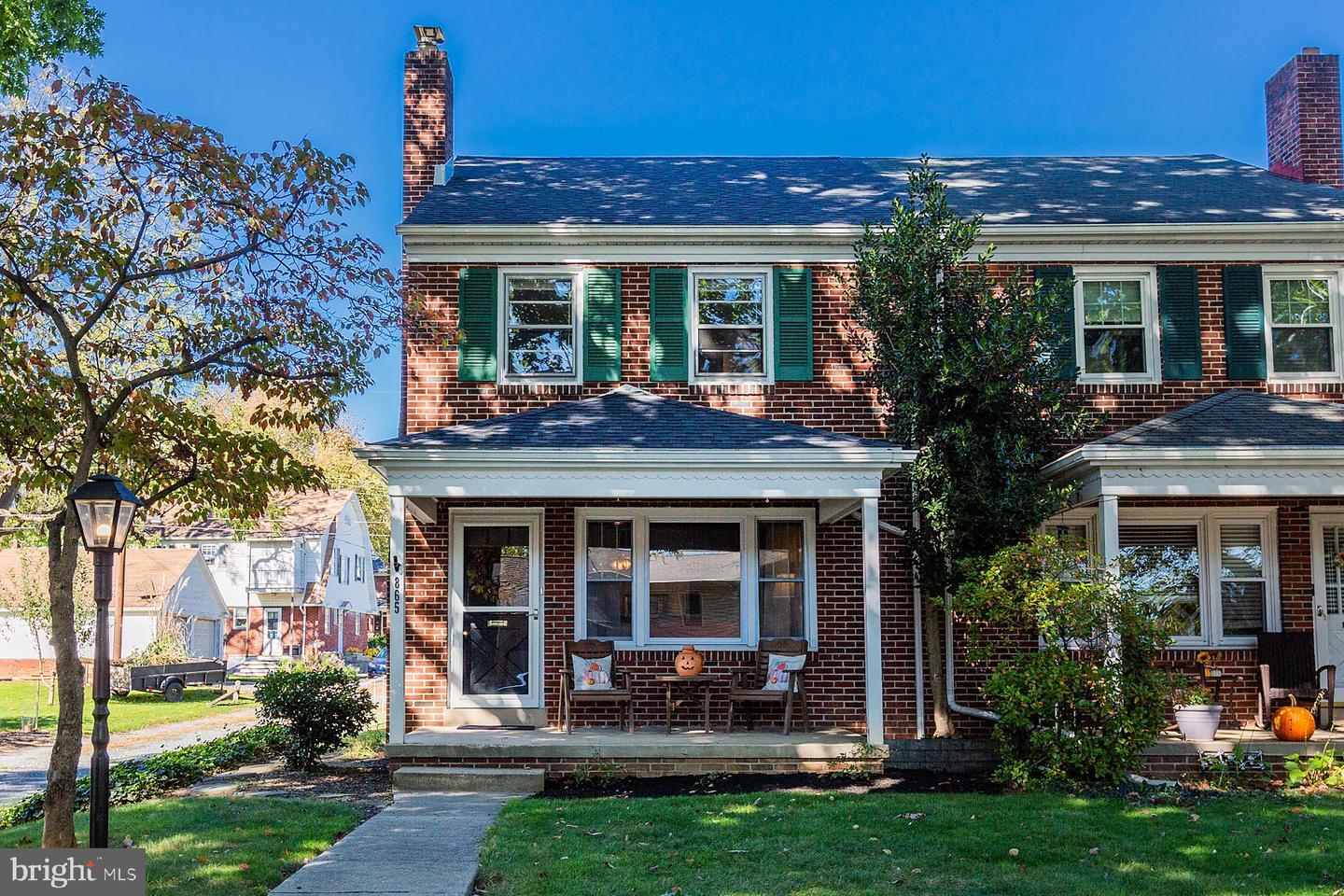 Property Photo: 865 Louise Avenue PA 17601