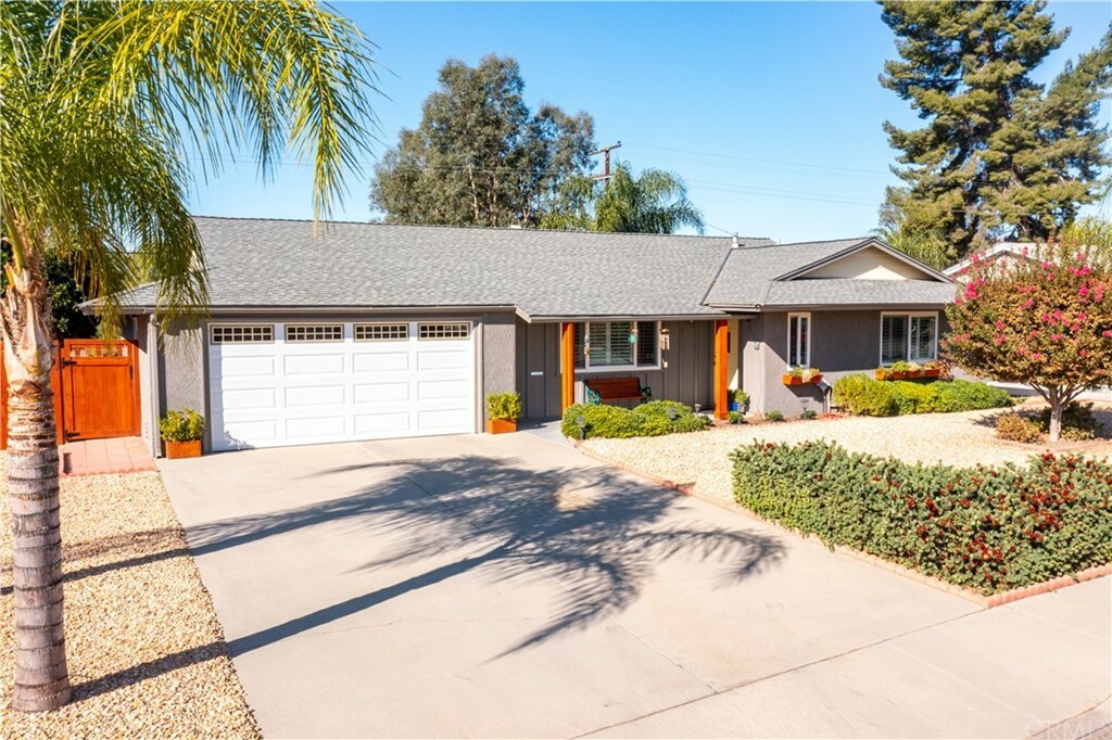 Property Photo:  28997 Thornhill Drive  CA 92586 