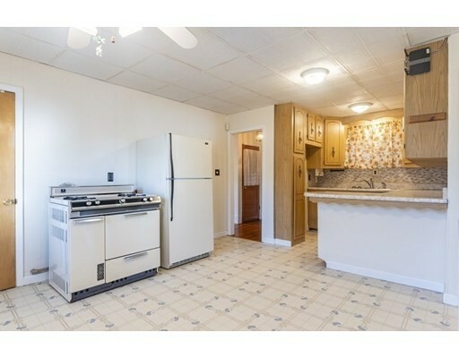 Property Photo: 259 Lakeview Ave MA 01850