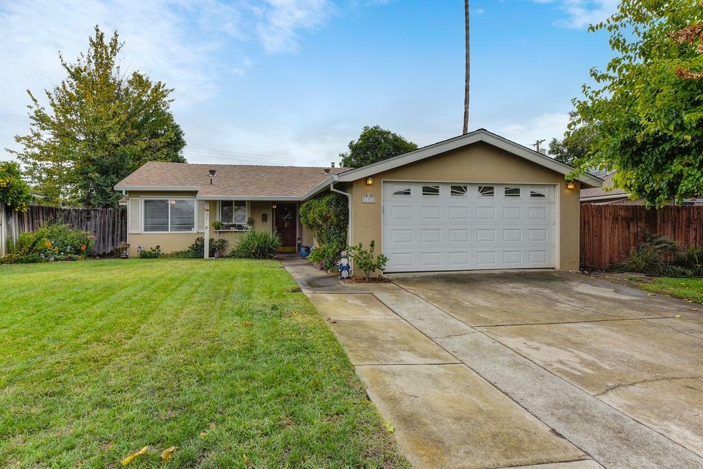 Property Photo:  5928 Maleville Avenue  CA 95608 