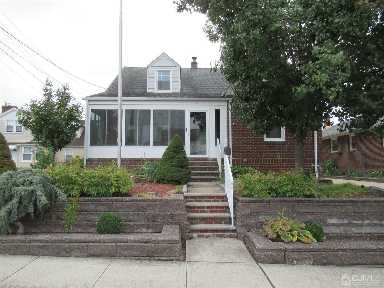 Property Photo:  32 Virginia Street  NJ 08882 