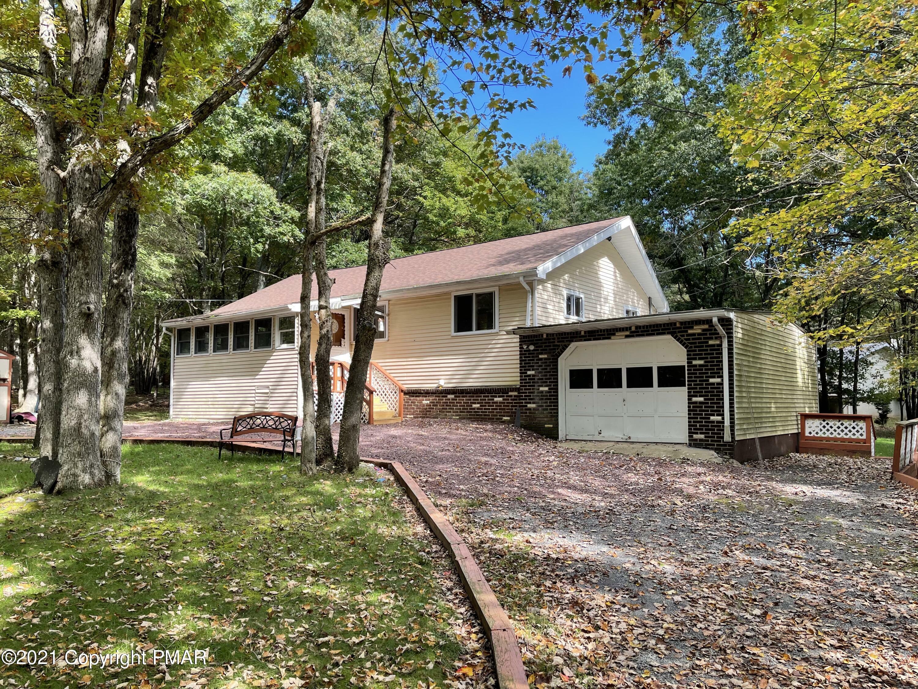 Property Photo:  16 Linden Drive  PA 18210 