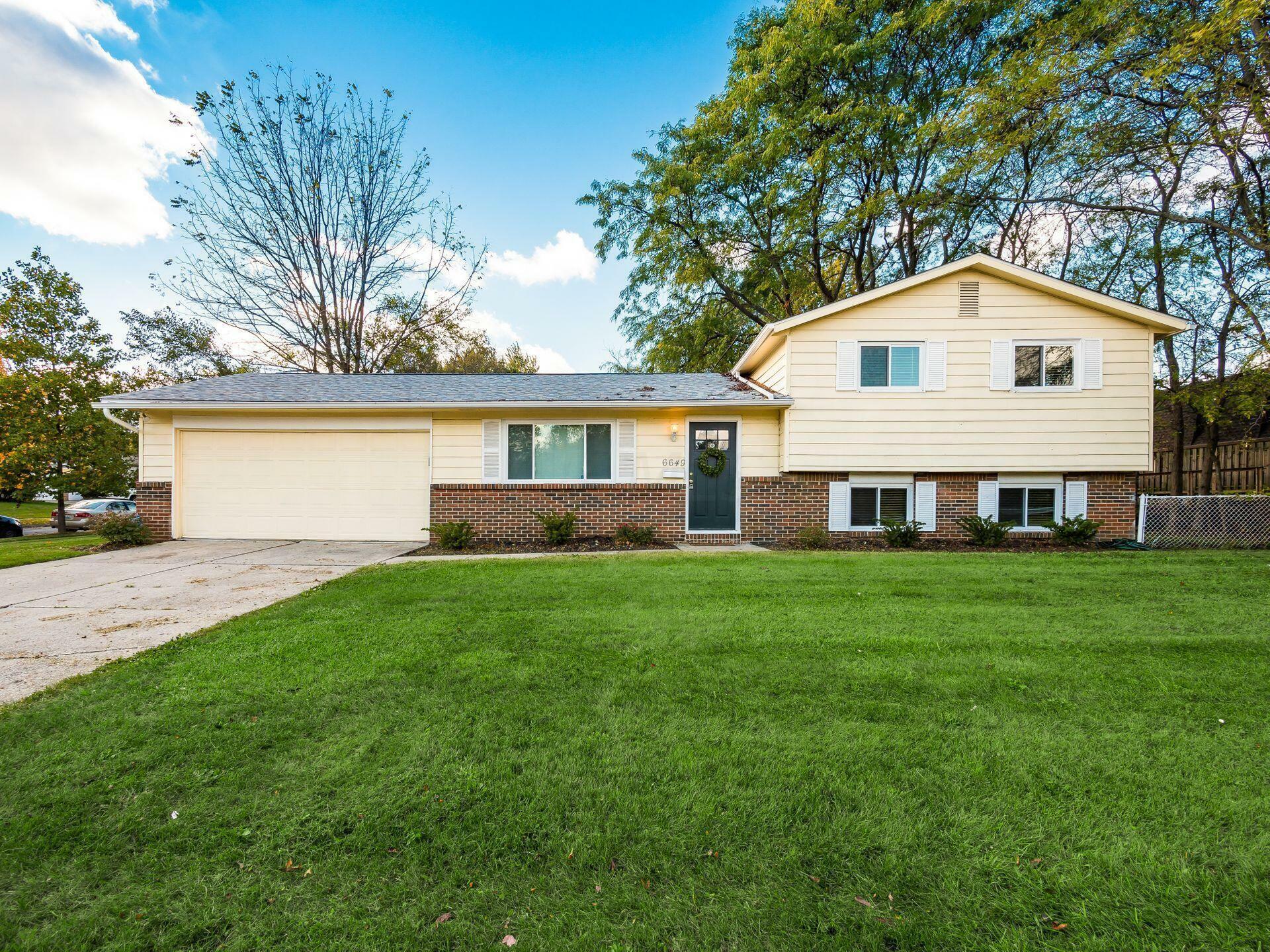 Property Photo: 6649 Karl Road OH 43229