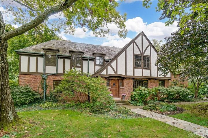 1421 Woodstock Drive  Oakwood OH 45419 photo