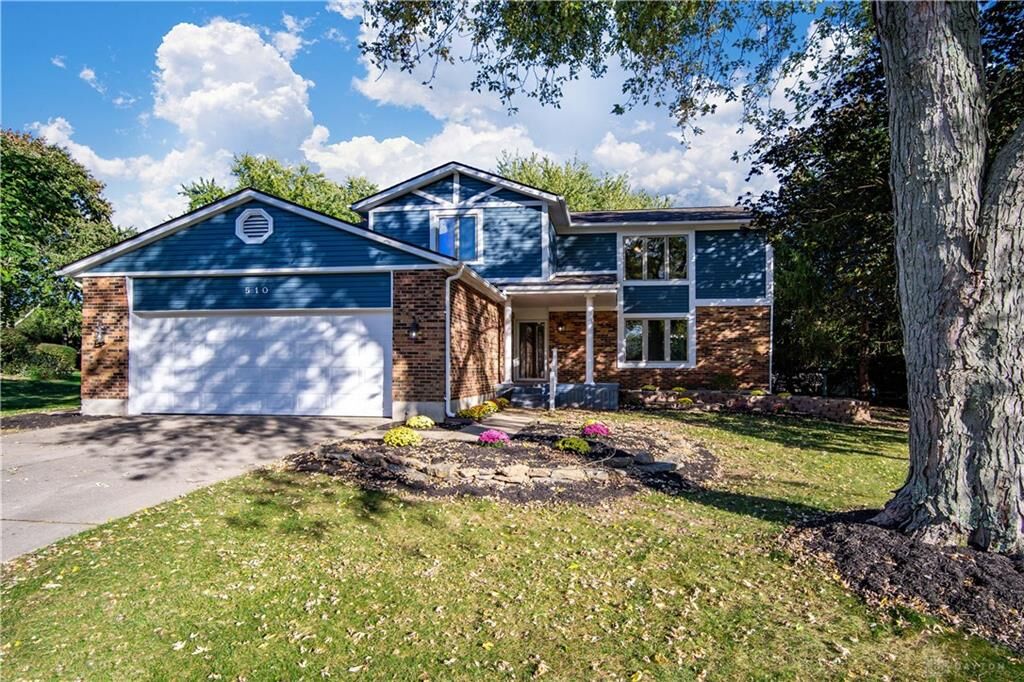 Property Photo: 510 Royal Springs Drive OH 45066