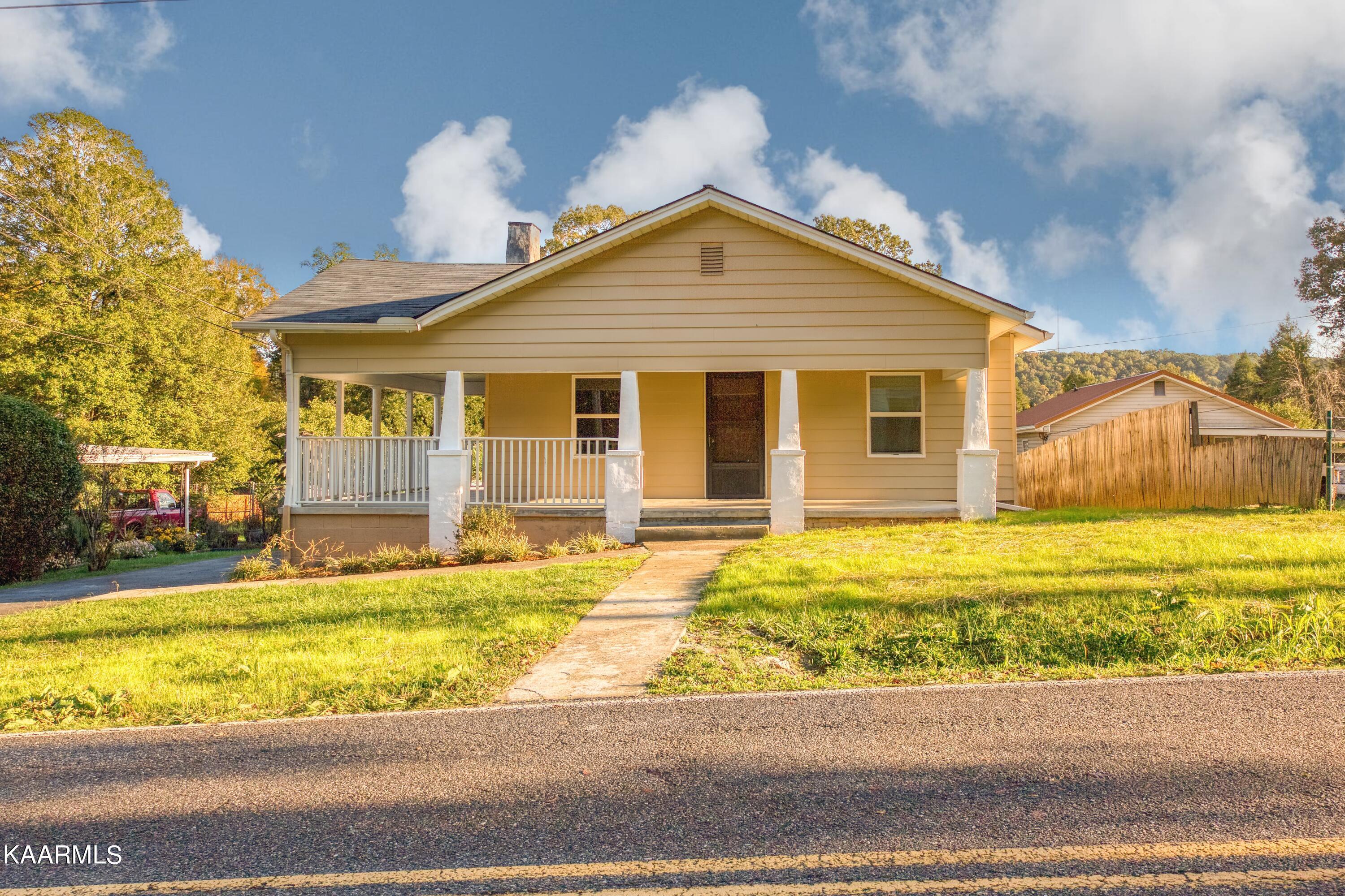 Property Photo: 2222 Woodrow Drive TN 37918