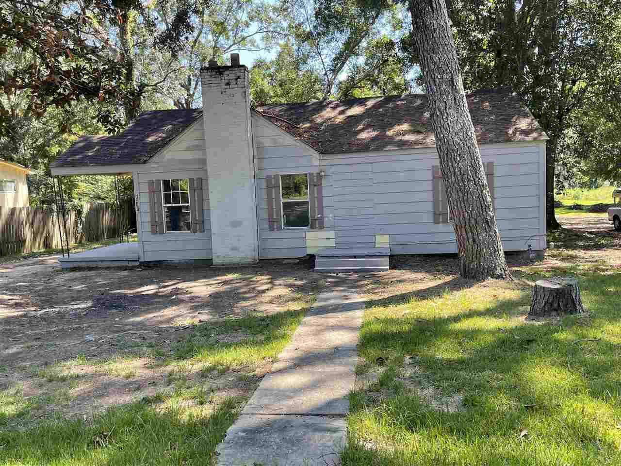 Property Photo: 4327 Welota Drive MS 39209