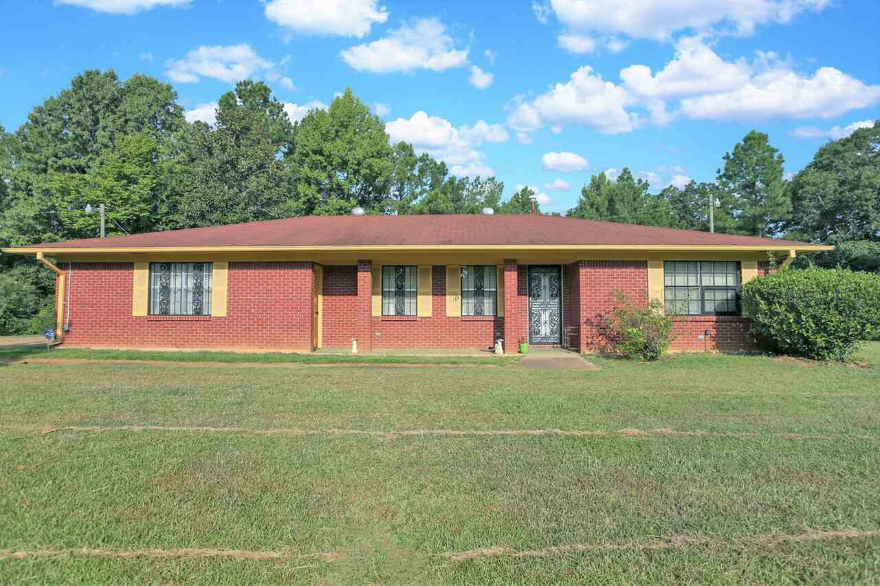 Property Photo:  2634 S Pearson Road  MS 39218 