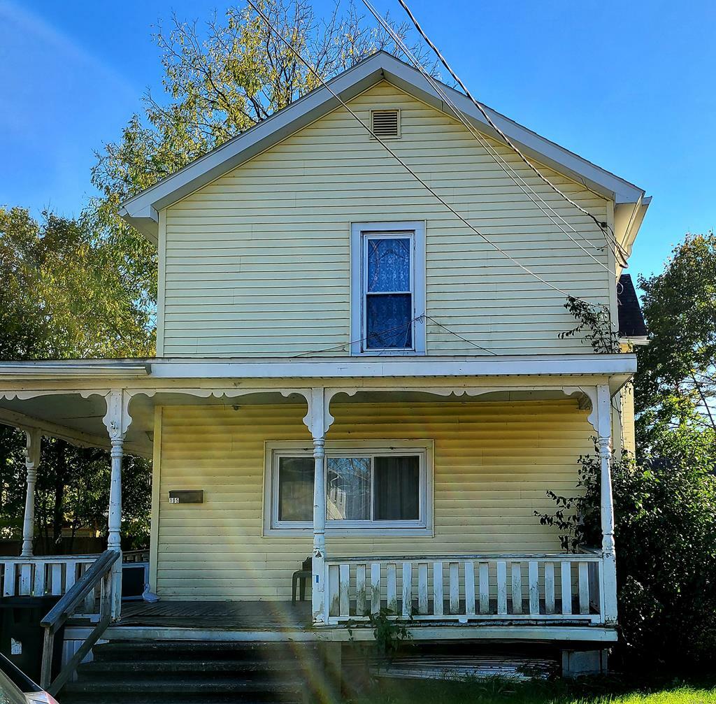 Property Photo:  105 Chestnut Street  PA 18810 