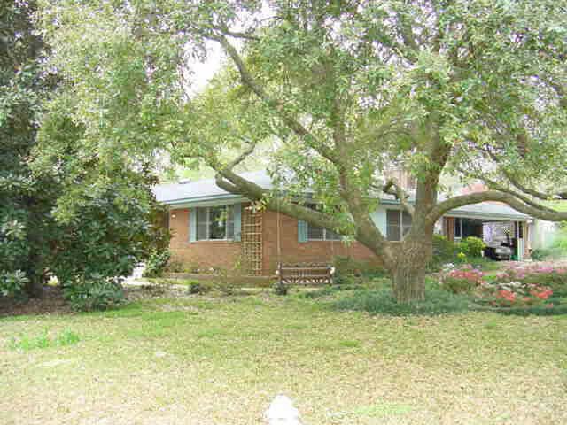 Property Photo:  147 Poinciana Drive  MS 39211 