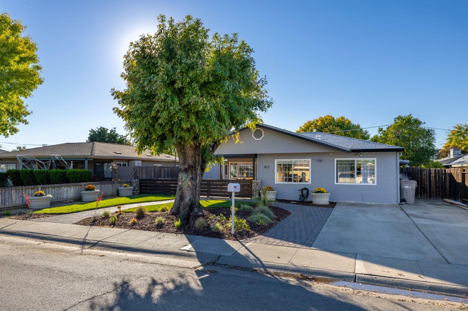 Property Photo: 812 Taylor Street CA 95694