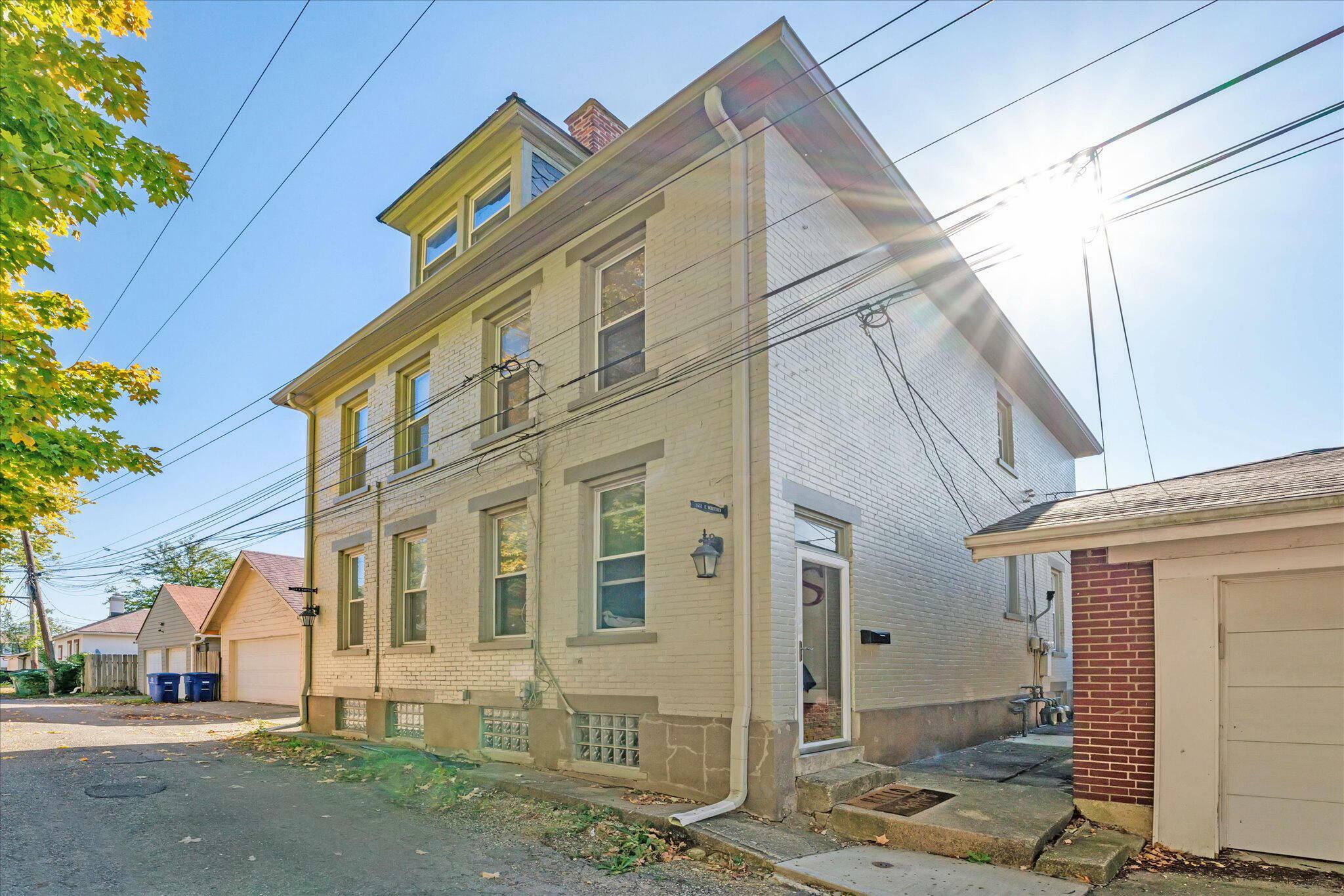 Property Photo: 322 E Whittier Street OH 43206