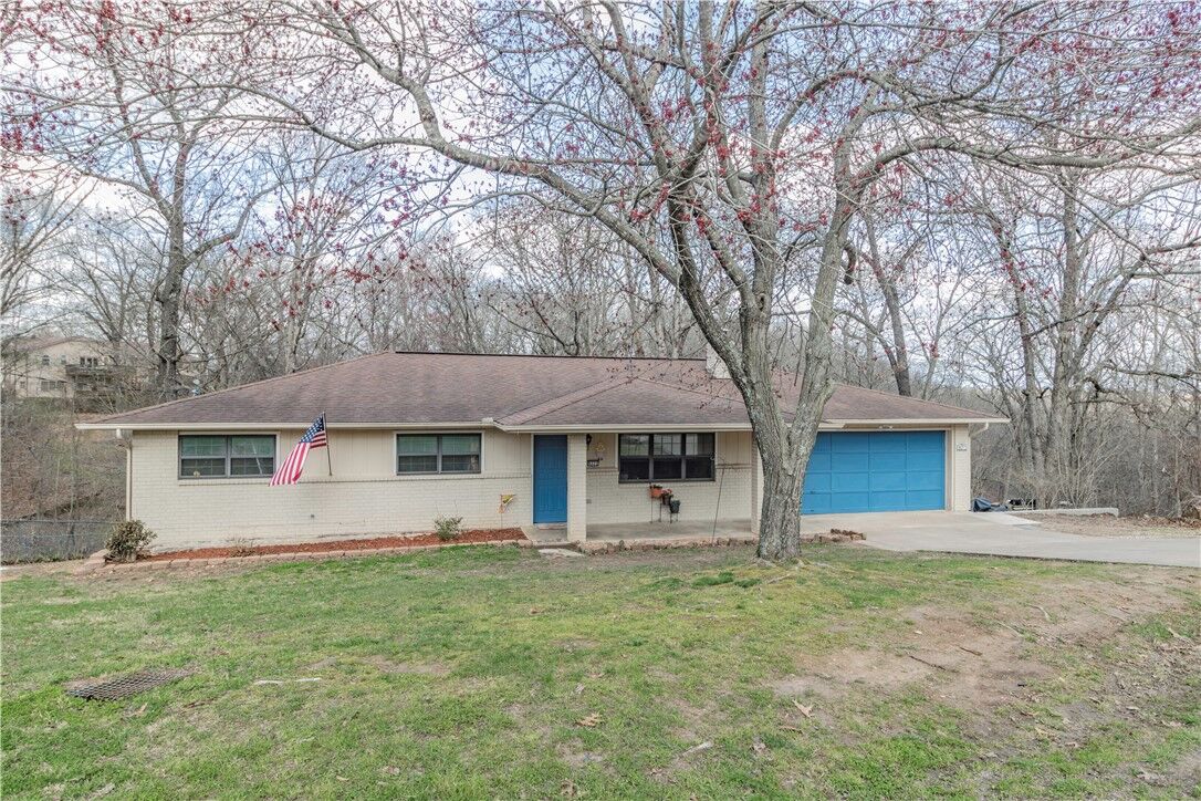 Property Photo: 9371 Summers Road AR 72756