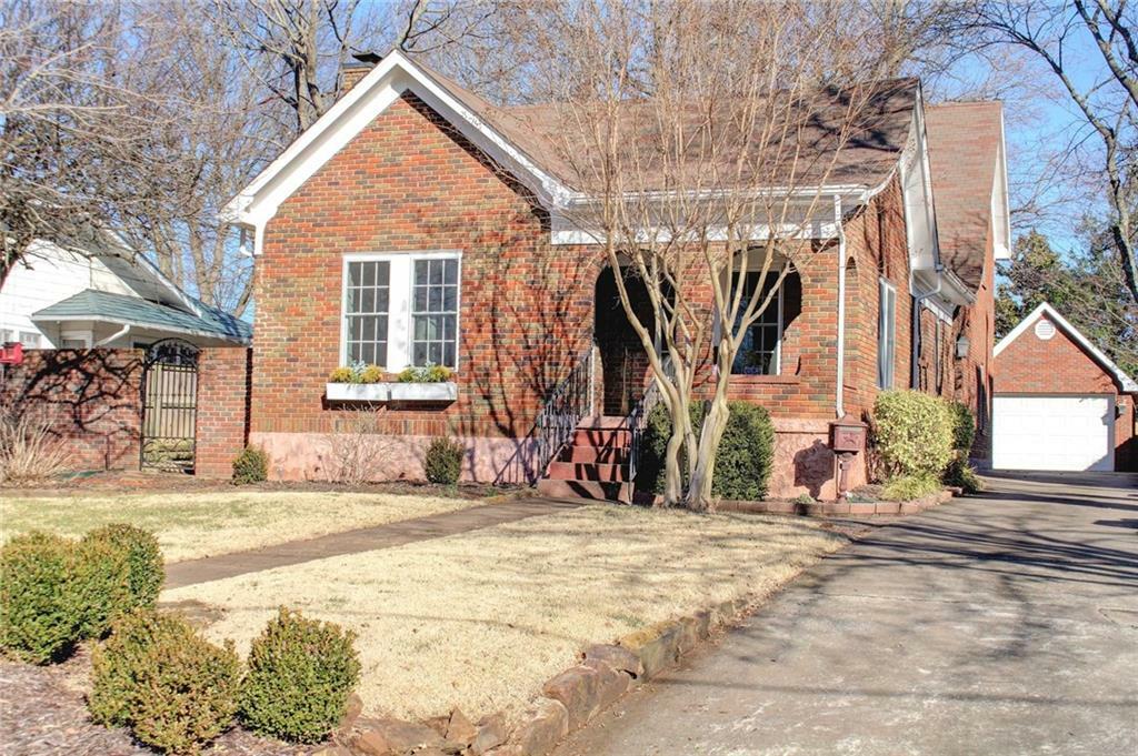 Property Photo:  312 E Lafayette Street  AR 72701 