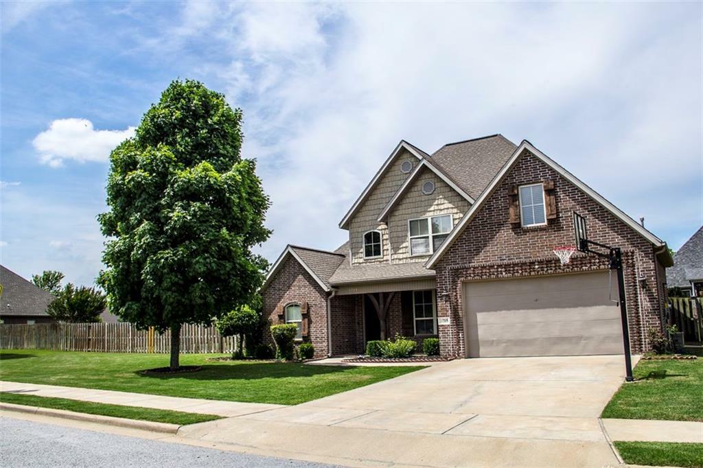 Property Photo: 1715 Cunningham Avenue AR 72758