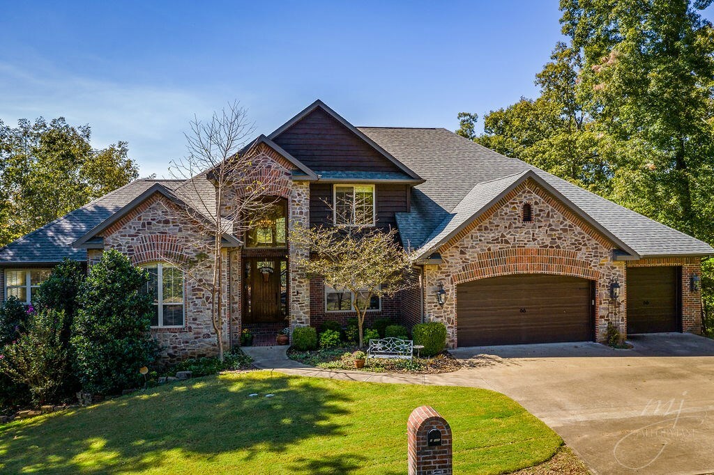 Property Photo:  13125 Creek View Road  AR 72712 