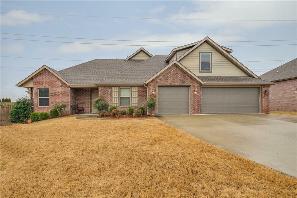 Property Photo:  520 Sorrento Drive  AR 72719 