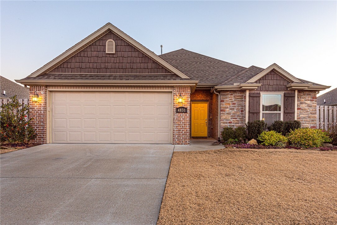 Property Photo:  4831 W Wales Drive  AR 72704 