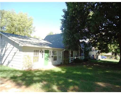 Property Photo: 103 NE H Street AR 72712