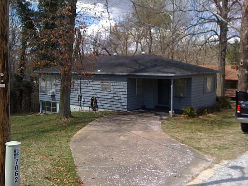 Property Photo: 22585 Lakeview Road AR 72764