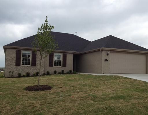 Property Photo: 212 Jones Street AR 72745