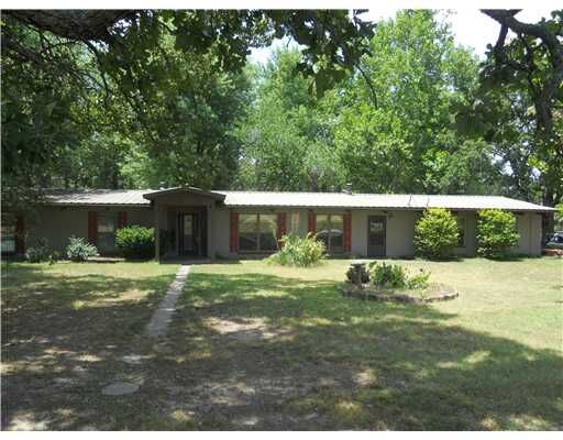 Property Photo: 1315 Lewis Woods Lane AR 72701