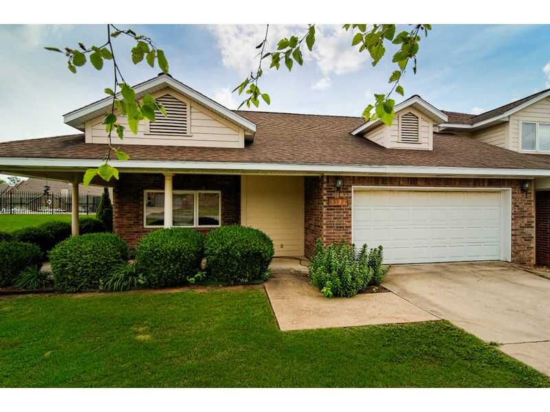 Property Photo:  4132 N Meadow View Drive  AR 72703 