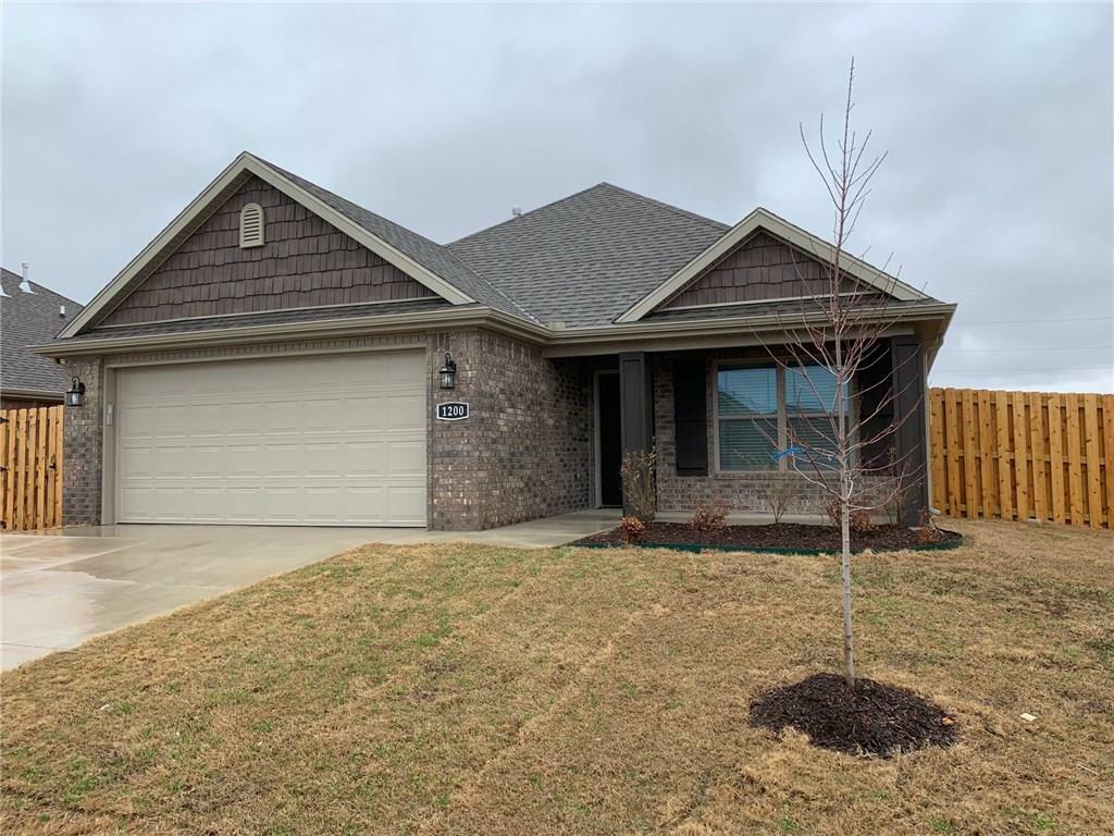 Property Photo:  1200 Tulip Street  AR 72719 