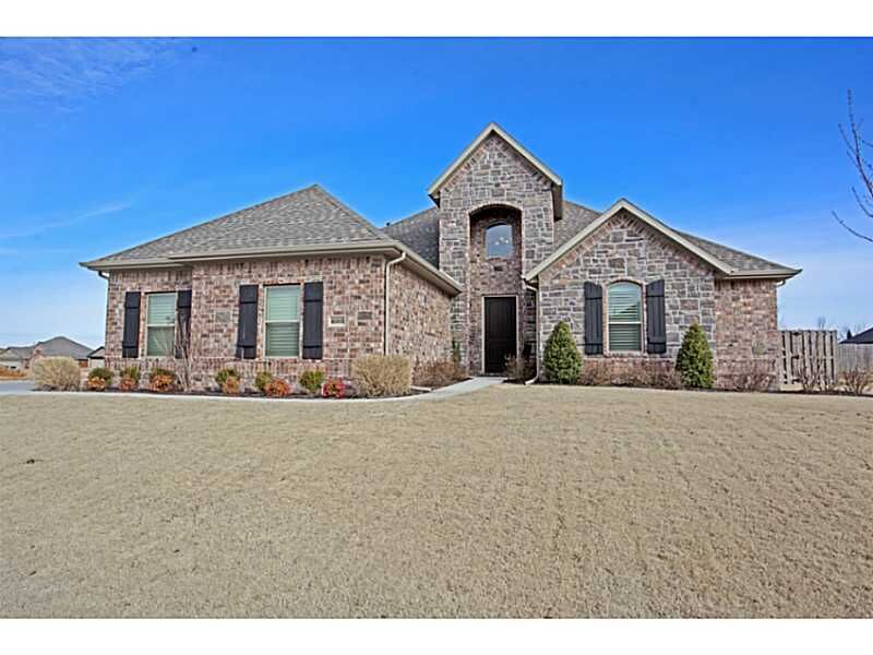Property Photo:  6005 W Woodbine Drive  AR 72758 