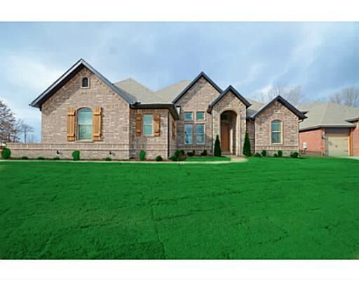 Property Photo: 1801 NE Frost Drive AR 72712