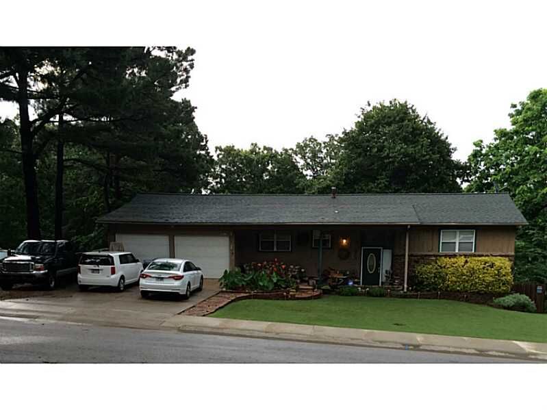 Property Photo: 2232 N Briarwood Lane AR 72703