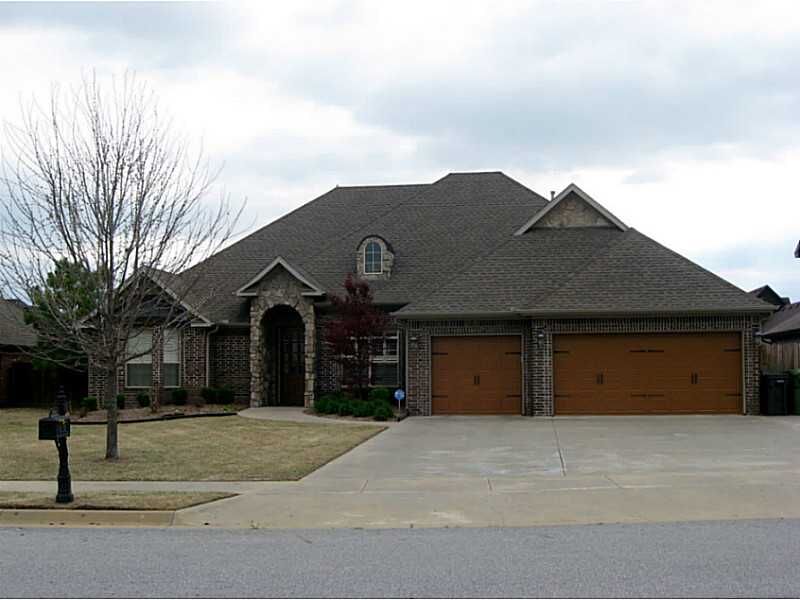 Property Photo:  6211 S 27th Street  AR 72758 