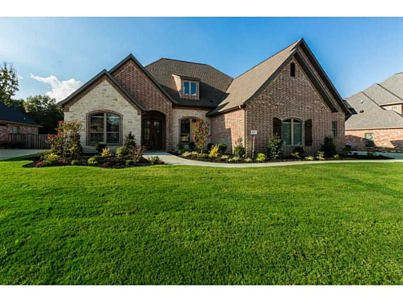 Property Photo:  3311 Oak Tree Drive  AR 72719 