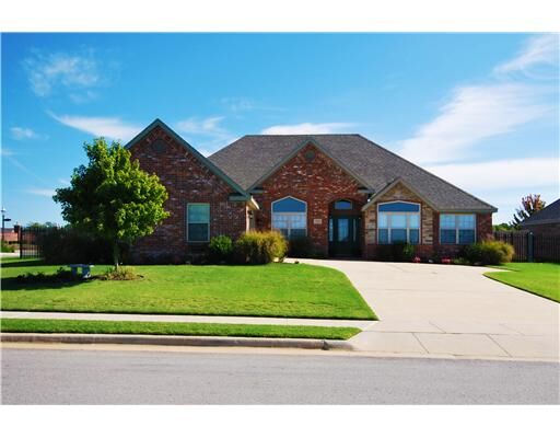 Property Photo:  5701 S 65th Street  AR 72758 