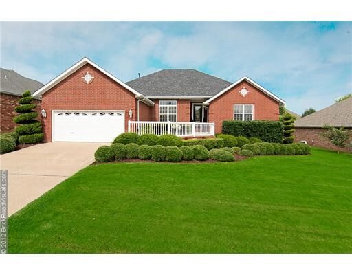 Property Photo: 2046 Stonebrook Street AR 72762