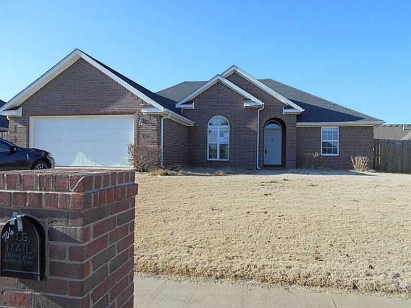 Property Photo: 706 Grant Avenue AR 72753