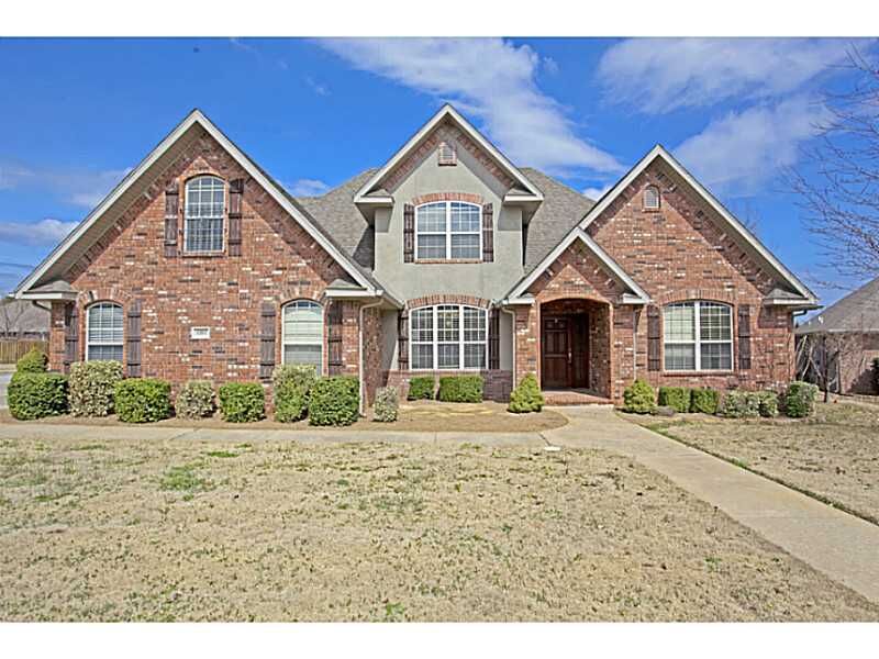 Property Photo:  4201 SE 3rd Street  AR 72712 