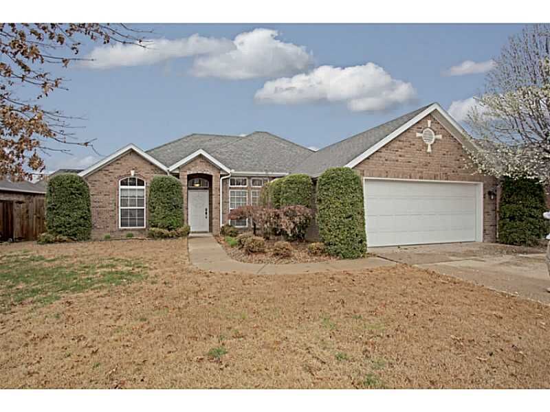 Property Photo:  5226 S 60th Place  AR 72758 