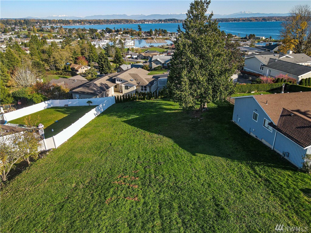 Property Photo: 8066 Niska Rd WA 98230