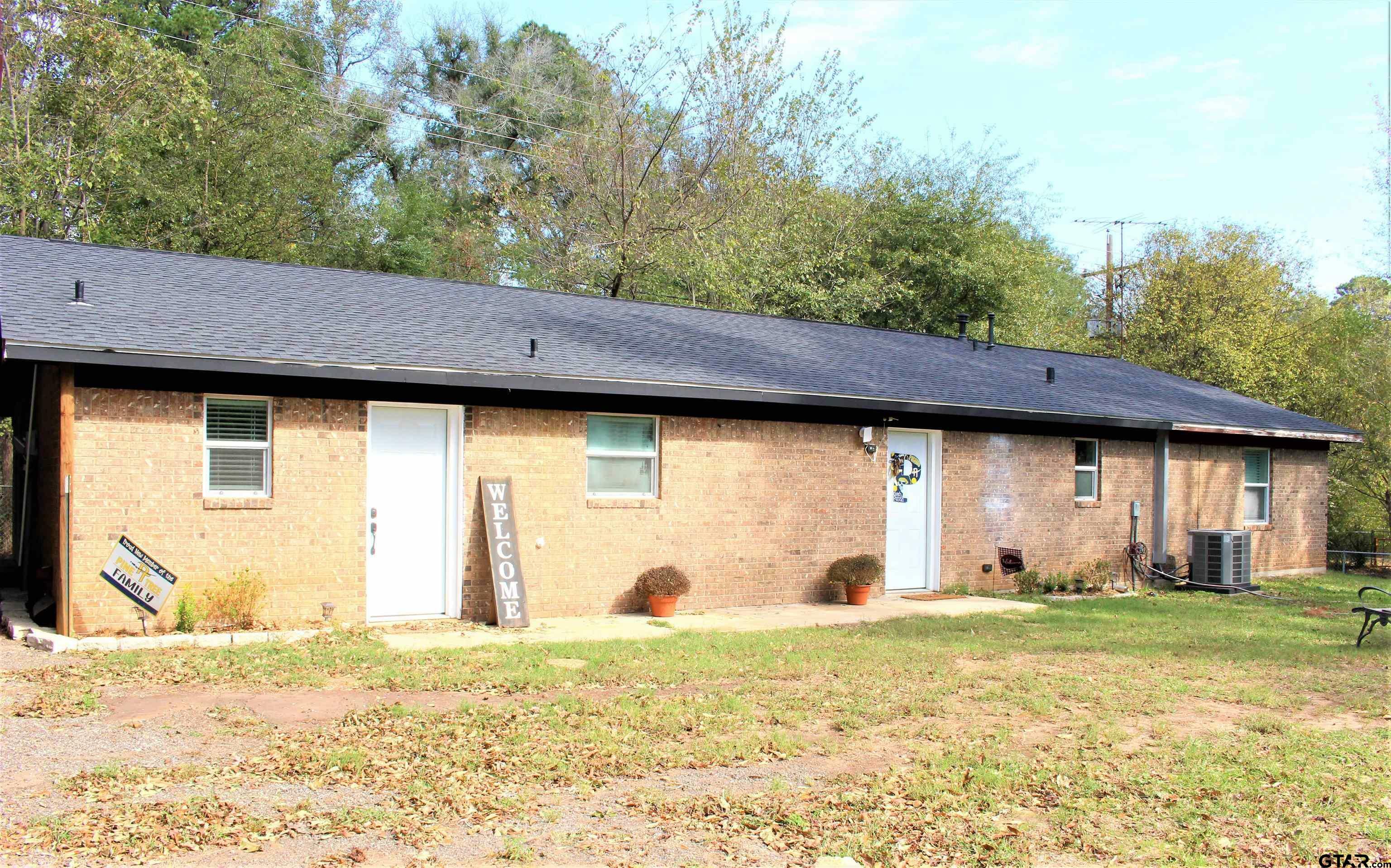 Property Photo:  1106 E Old Highway 80  TX 75693 