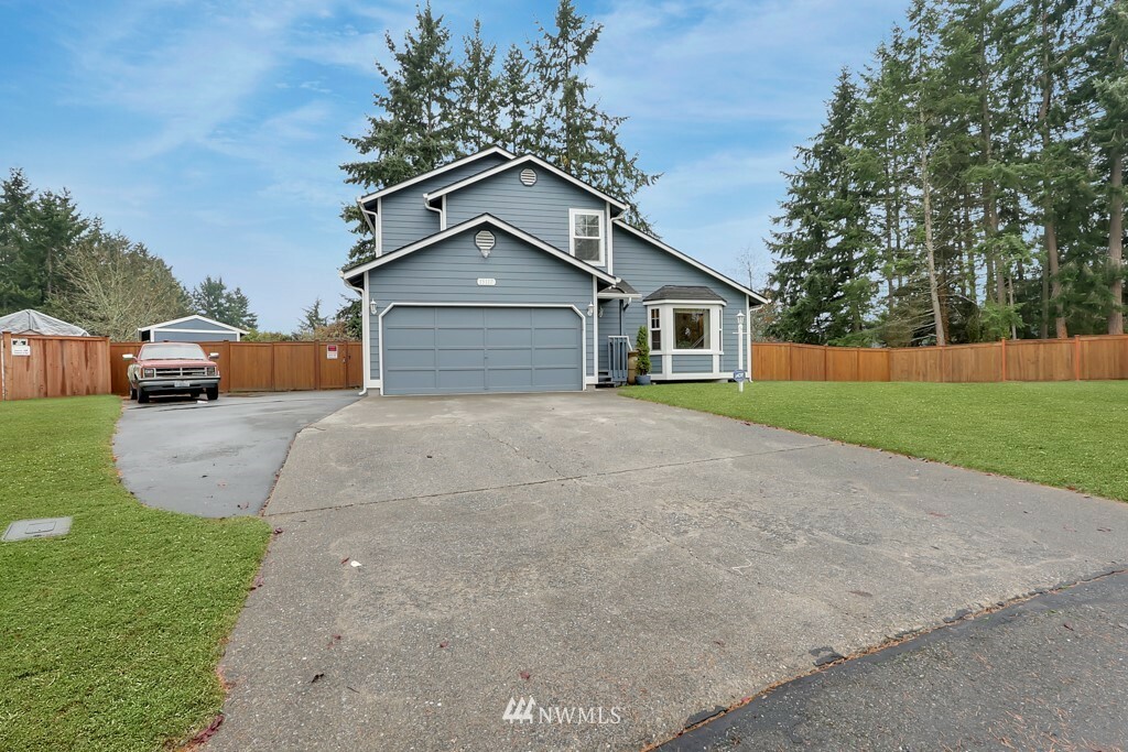 Property Photo:  15117 18th Avenue S  WA 98387 