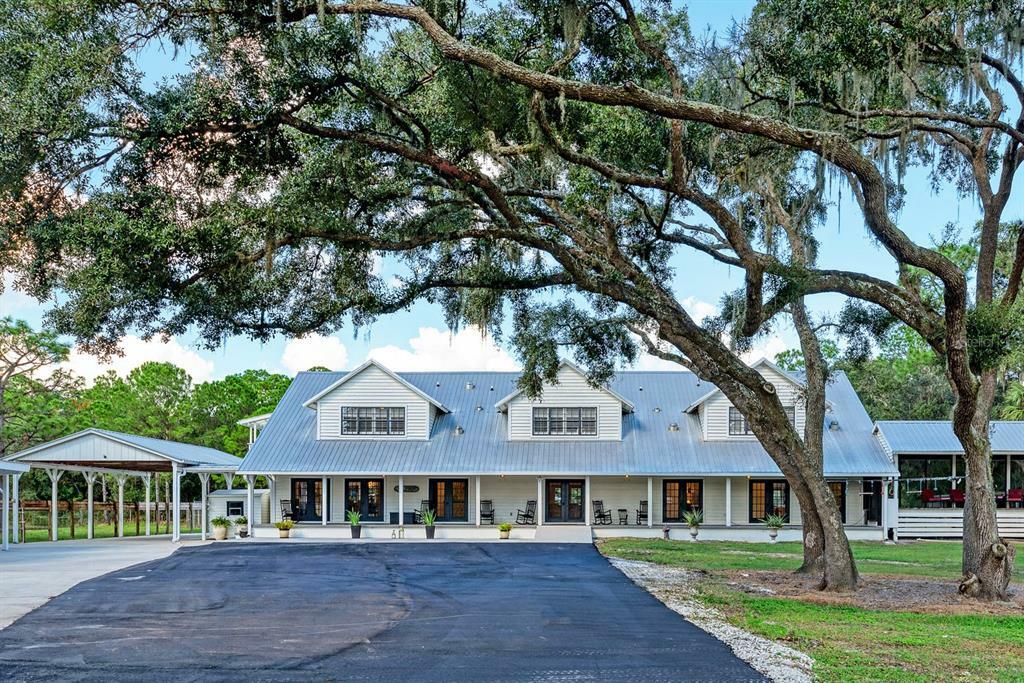 Property Photo:  16502 Golf Course Road  FL 34219 