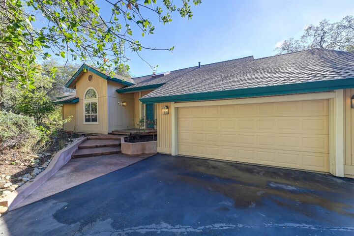 10537 Rim View Circle  Auburn CA 95603 photo