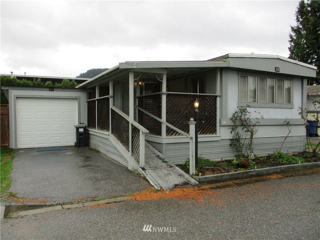 Property Photo:  2522 Old Highway 99 S 22  WA 98273 