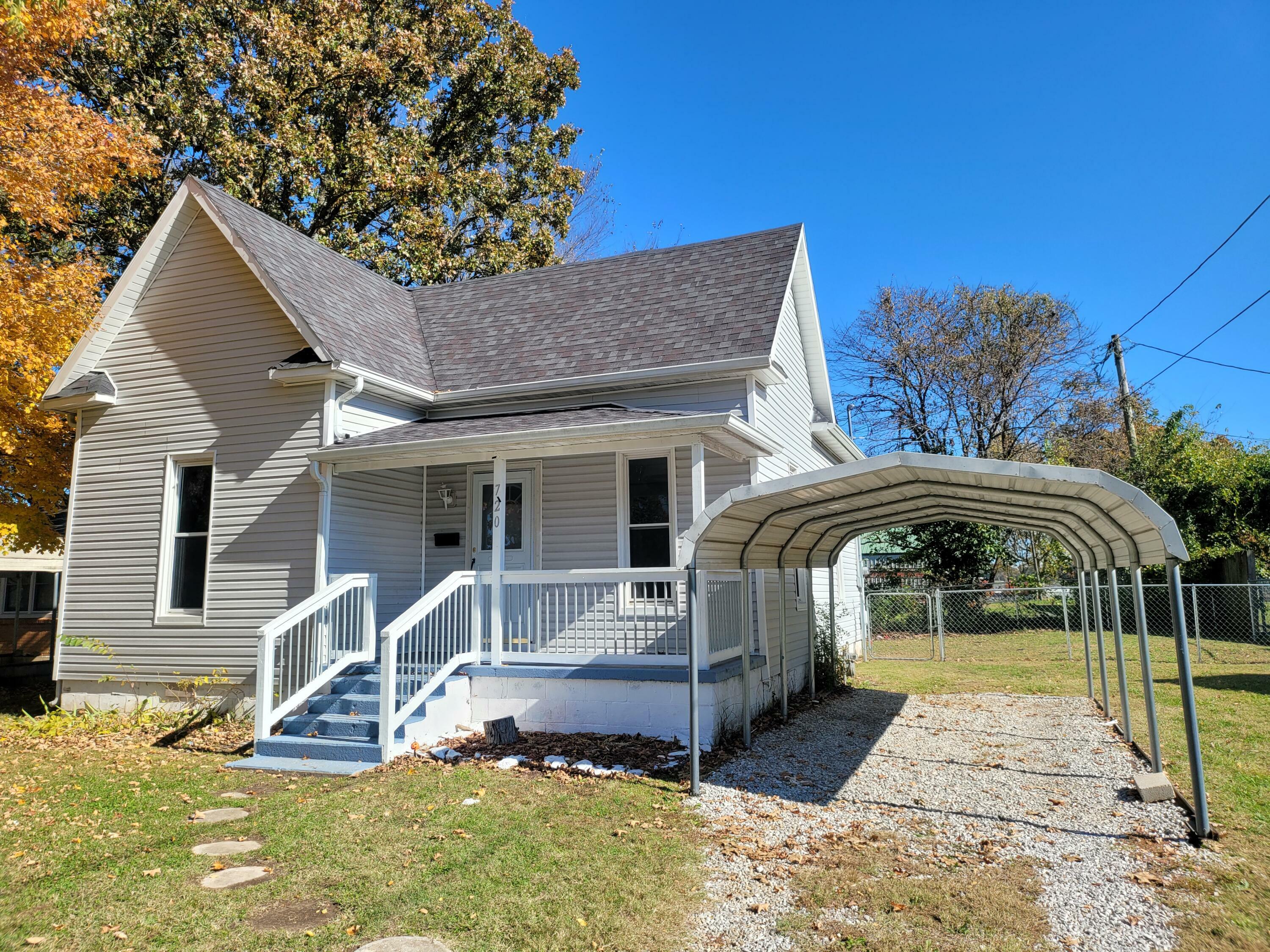 Property Photo:  720 Porter Avenue  MO 65605 