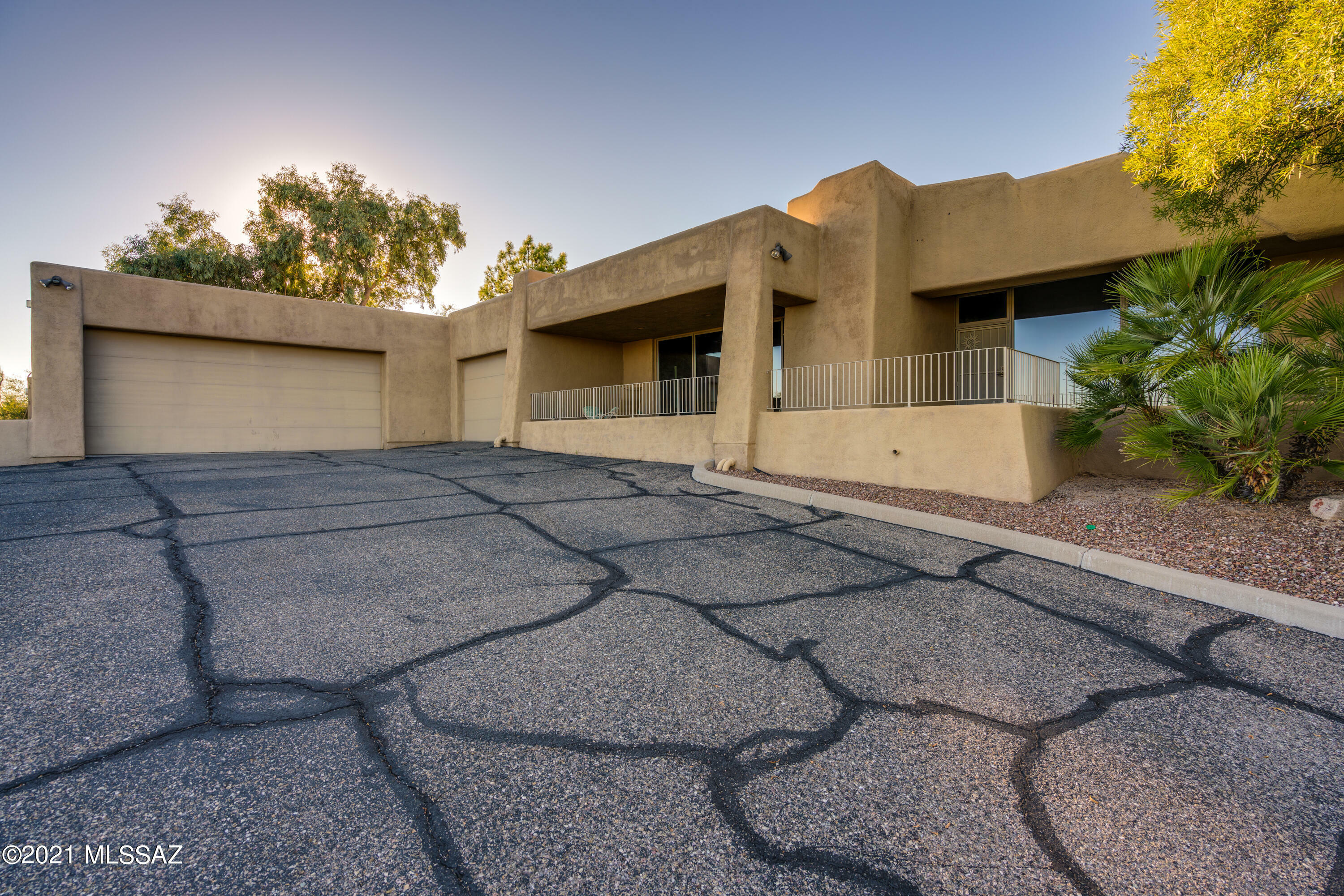 Property Photo:  4343 N Camino Arco  AZ 85718 