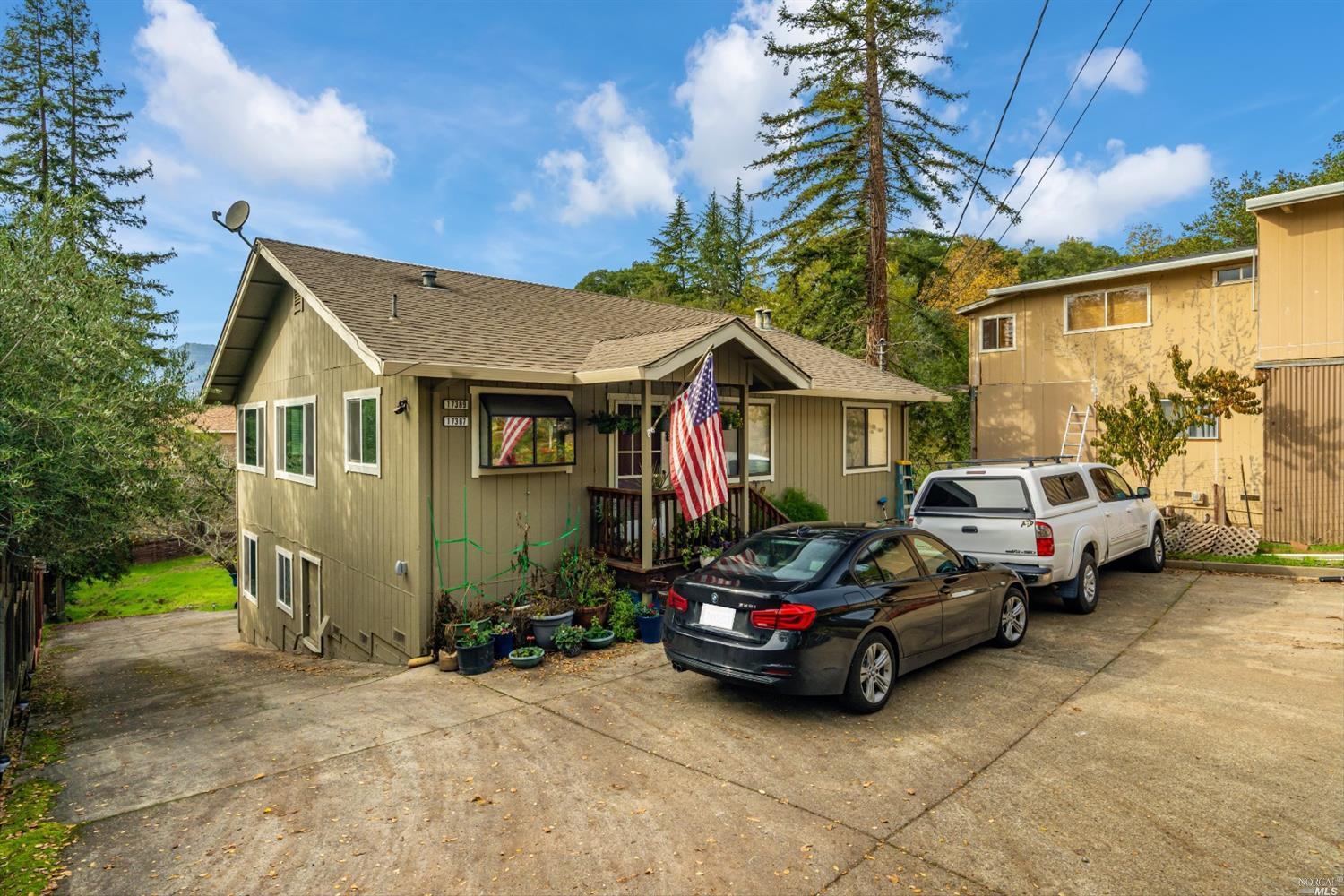 Property Photo:  17387 17389 Hillcrest Avenue  CA 95476 